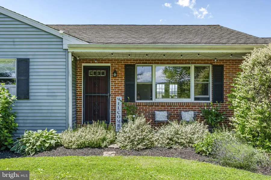 90 N Windy Mansion Rd, Reinholds, PA 17569 - #3