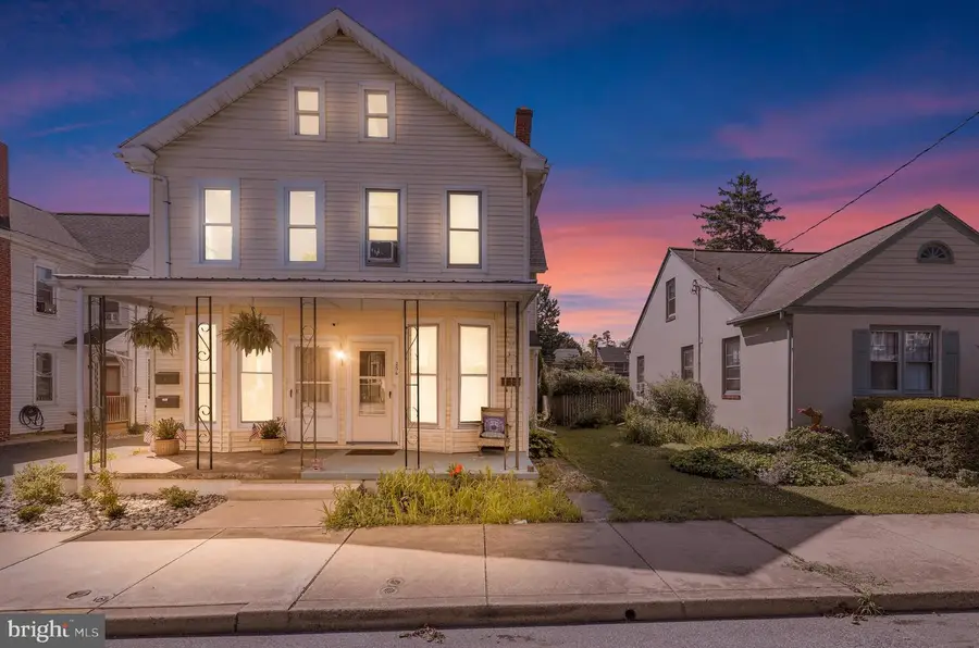 236 Church Ave, Ephrata, PA 17522 - #2