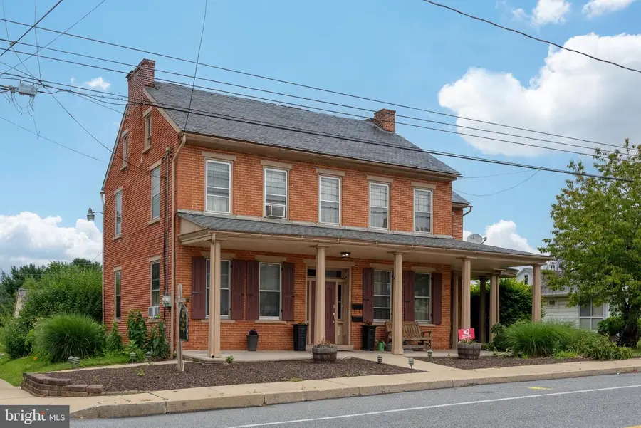 365 E Main St, Landisville, PA 17538 - #3