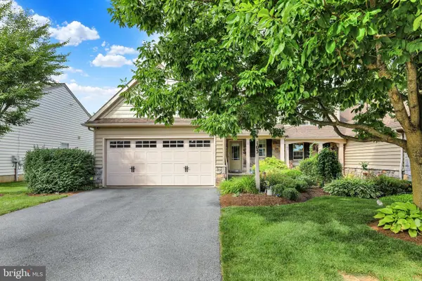 103 Goldenfield Dr, LANCASTER, PA 17603