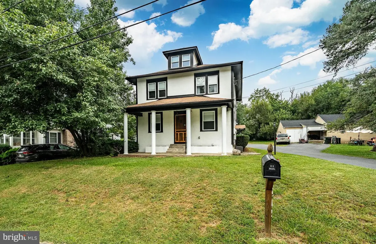 2043 Stonecrest Dr, Lancaster, PA 17601 - #1