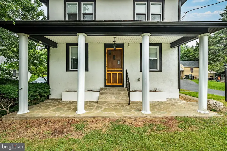 2043 Stonecrest Dr, Lancaster, PA 17601 - #2
