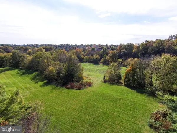 1347 Beaconfield Ln, LANCASTER, PA 17601