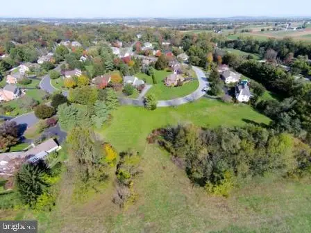 1343 Beaconfield Ln, LANCASTER, PA 17601