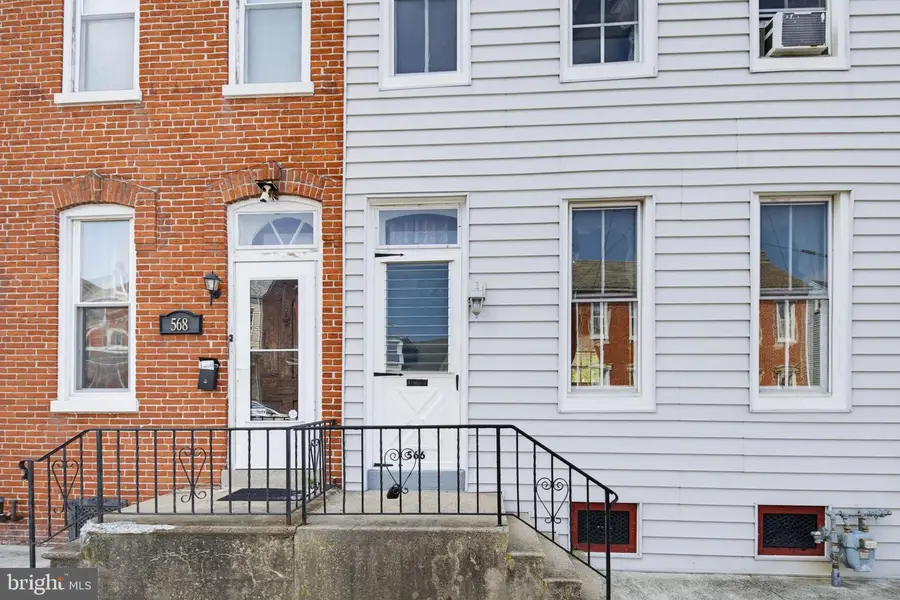 566 Walnut, Columbia, PA 17512 - #3
