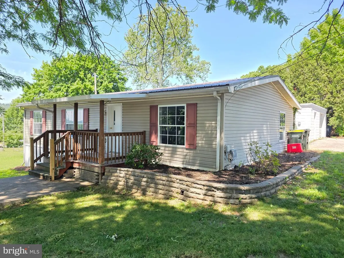 146 N Reamstown Rd, Stevens, PA 17578 - #1
