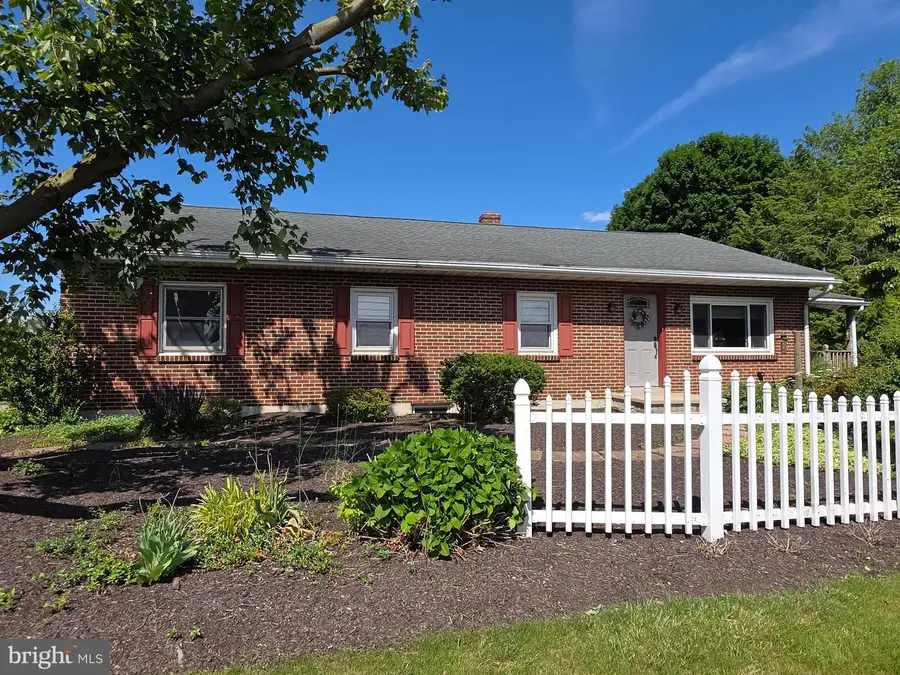465 Wabash Rd, Ephrata, PA 17522 - #2