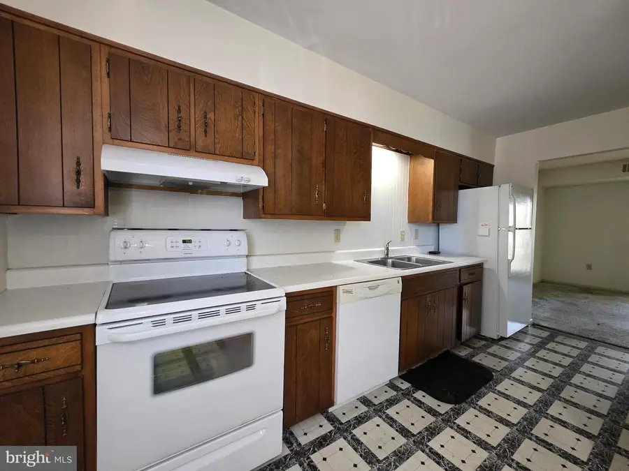 543 Cloverbrook Dr, Ephrata, PA 17522 - #3