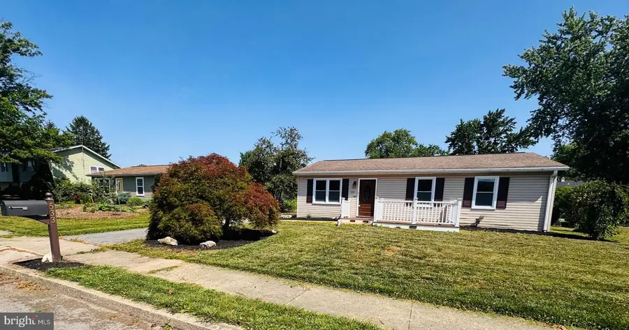 533 Martin Ave, Mount Joy, PA 17552 - #2