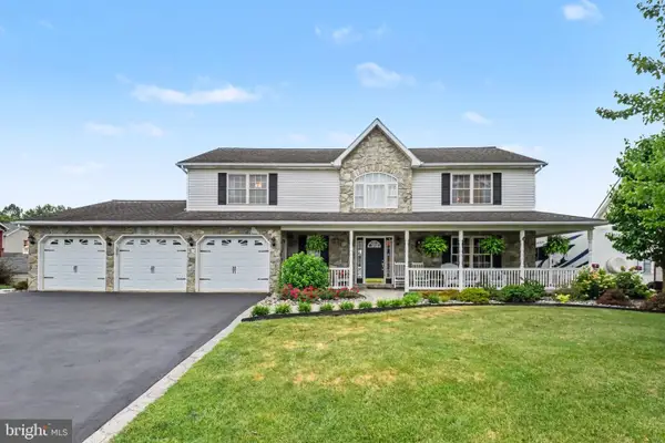 192 Fairway Dr, DENVER, PA 17517