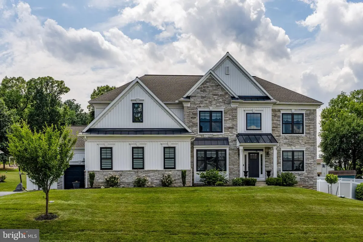 331 Cardinal Ct, East Earl, PA 17519 - #1