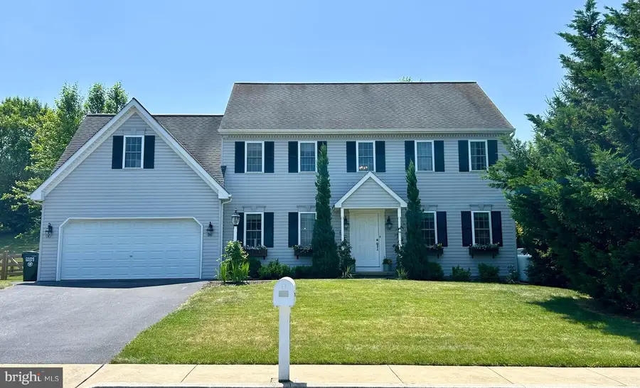 1283 Cedar Ave, East Earl, PA 17519 - #2