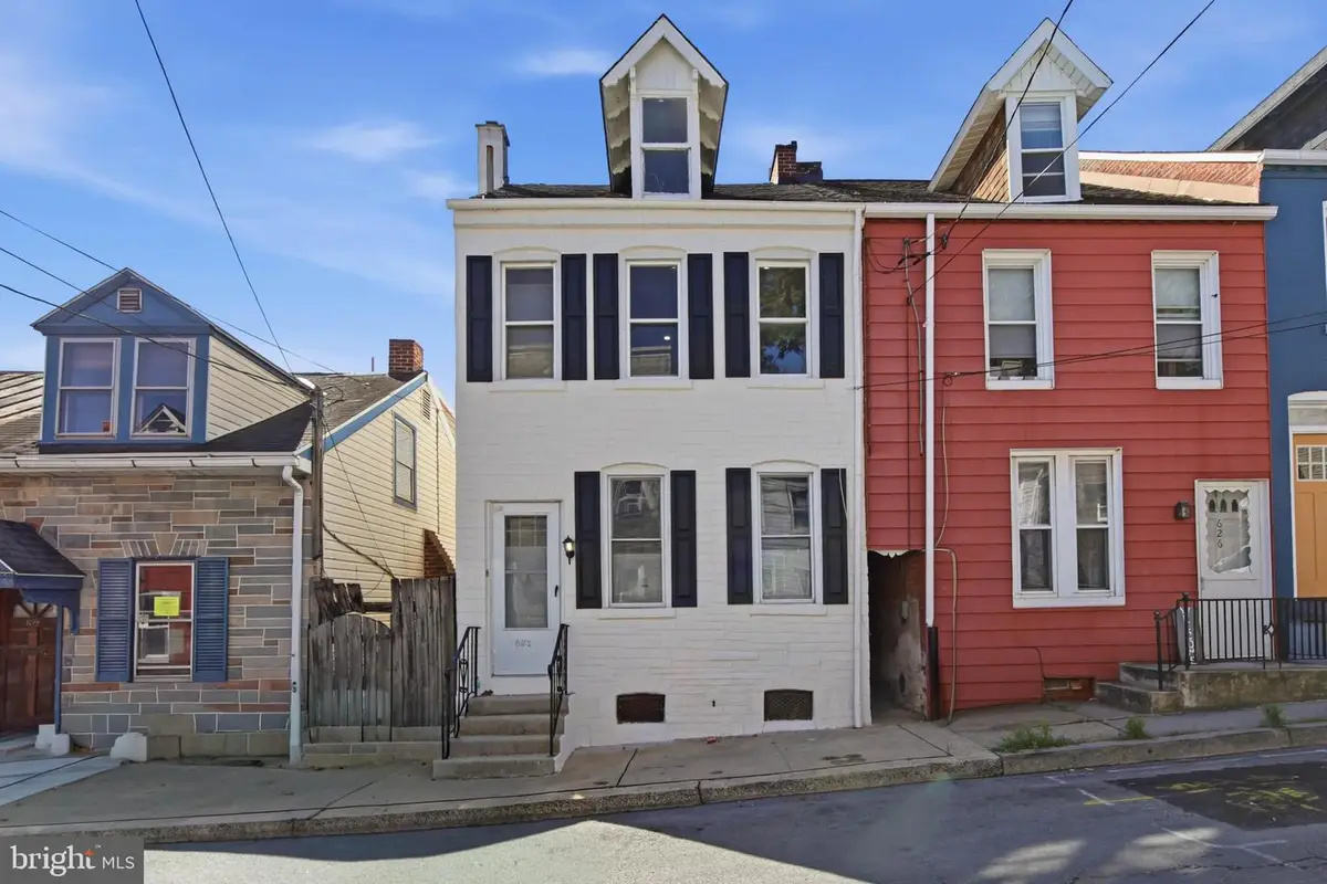 624 Poplar St, Lancaster, PA 17603 - #1