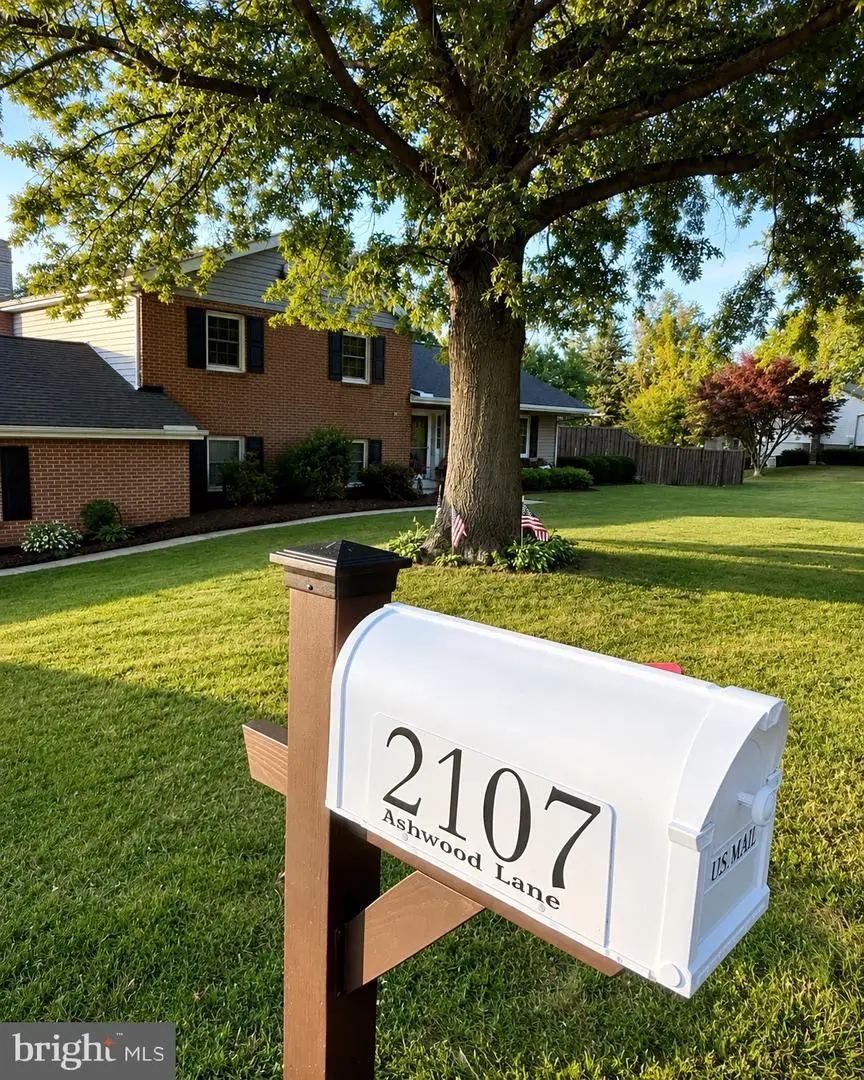 2107 Ashwood Ln, Elizabethtown, PA 17022 - #1
