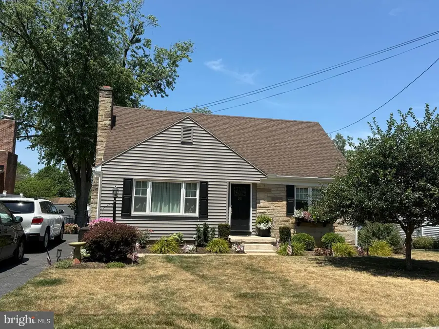 311 Lemon St, Elizabethtown, PA 17022 - #2