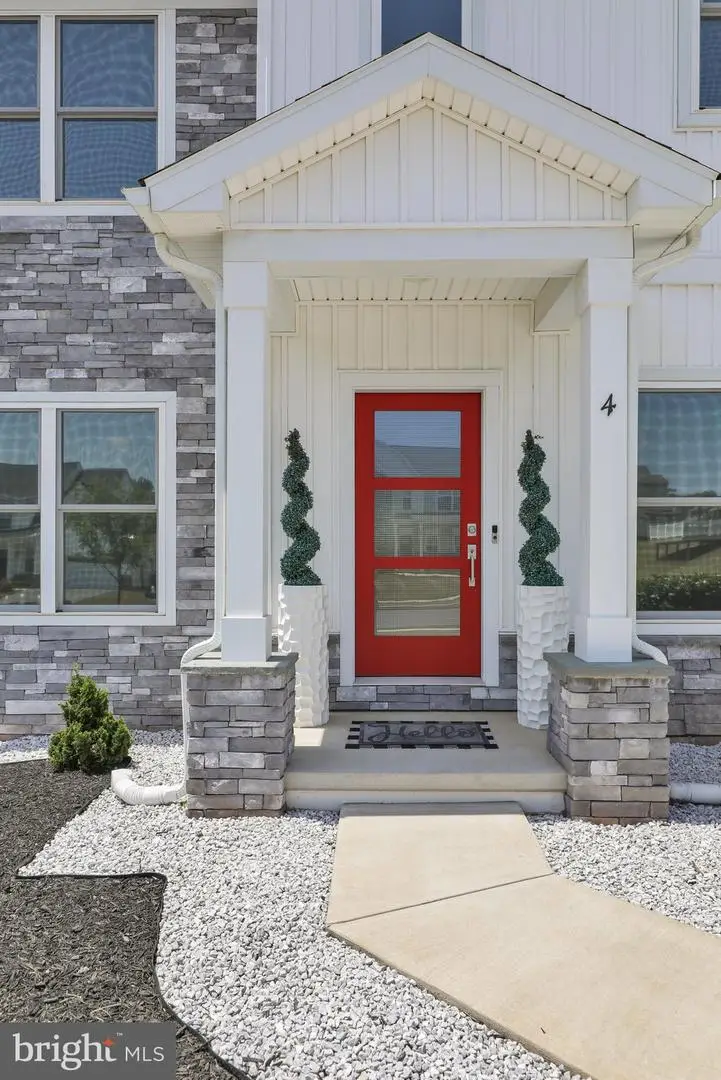 4 Rein Dr, Stevens, PA 17578 - #2