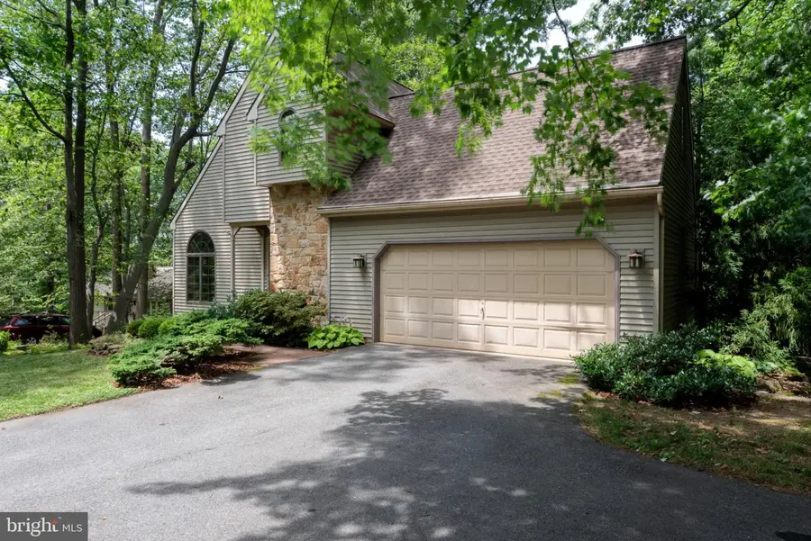 2861 Spring Valley Rd, Lancaster, PA 17601 - #3