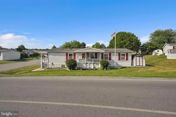 200 Finch Ct, LANCASTER, PA 17603