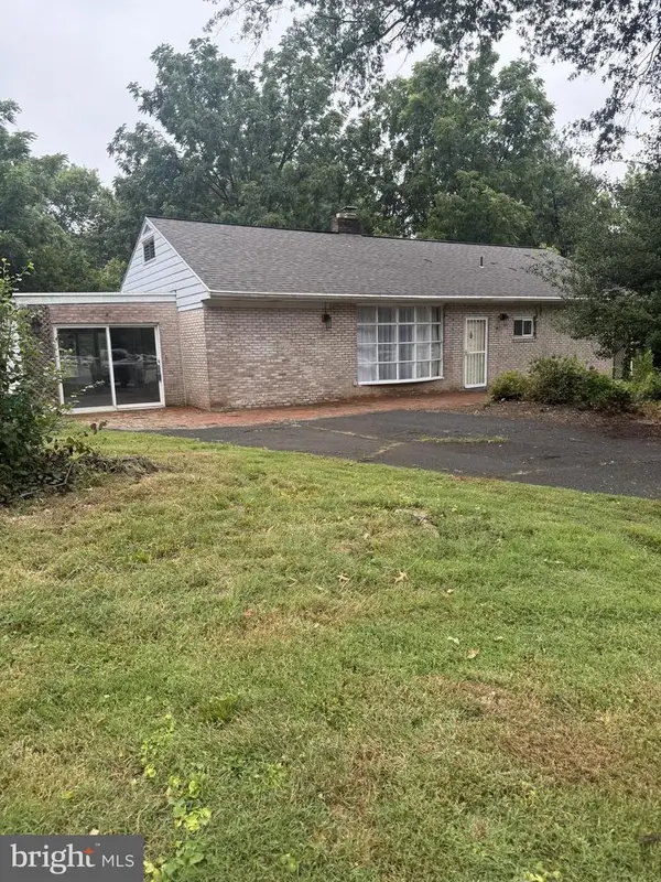 2 Gable Park Rd, LANCASTER, PA 17603