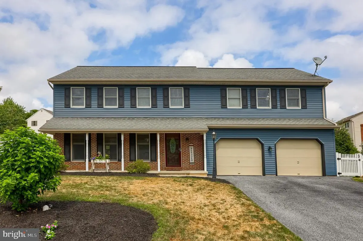 323 Knights Bridge Way, Lititz, PA 17543 - #1