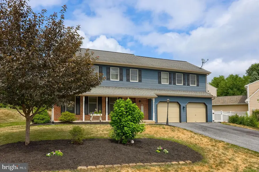 323 Knights Bridge Way, Lititz, PA 17543 - #2
