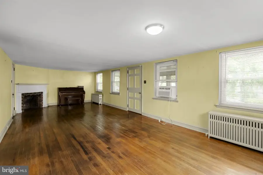 1612 Ridgeview Ave, Lancaster, PA 17603 - #3