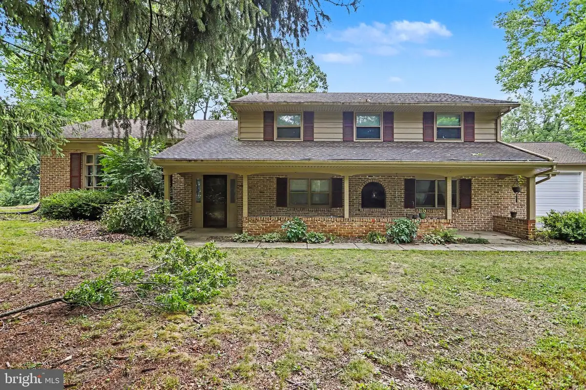 381 Ironstone Ridge Rd, Lancaster, PA 17603 - #1