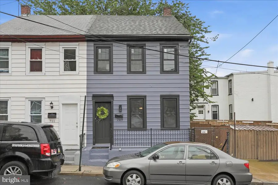 709 Saint Joseph St, Lancaster, PA 17603 - #2