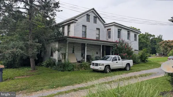 413 S Main St, MANHEIM, PA 17545