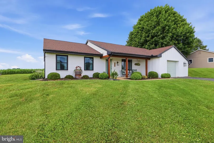 1739 Pioneer Rd, Lancaster, PA 17602 - #3