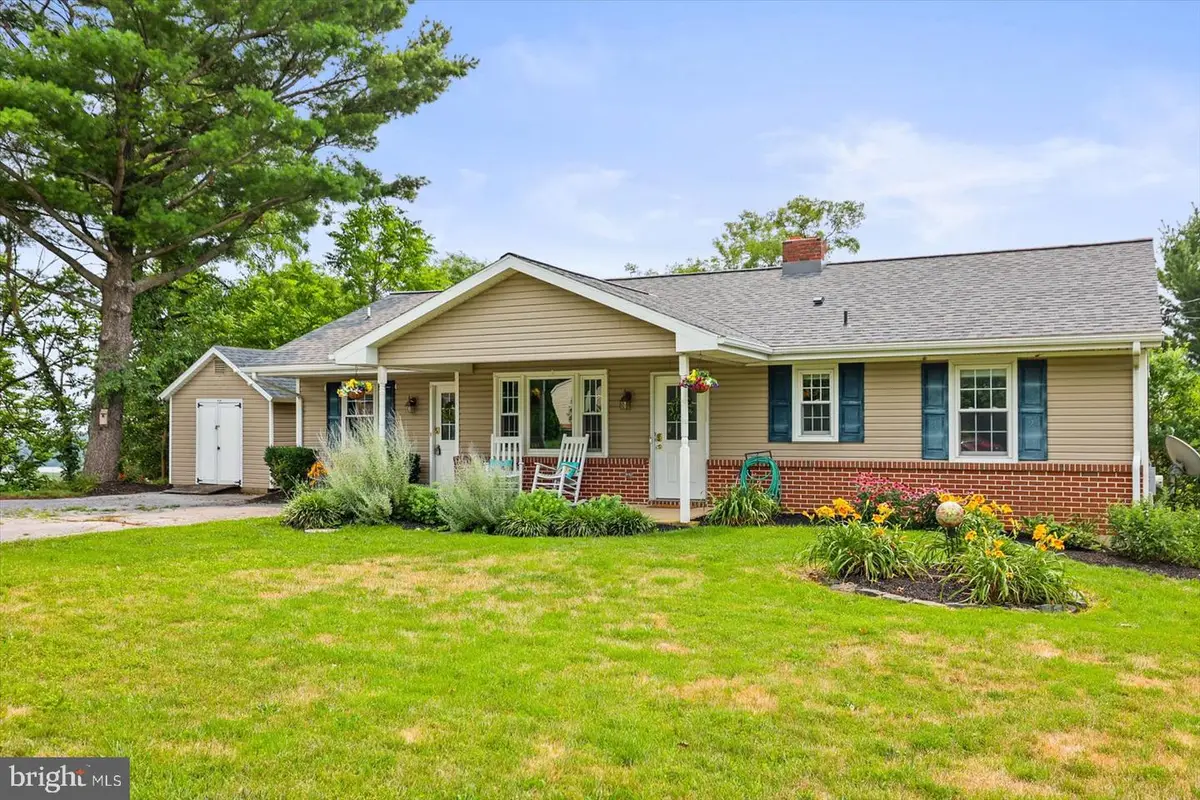 1562 Ridge Rd, Elizabethtown, PA 17022 - #1