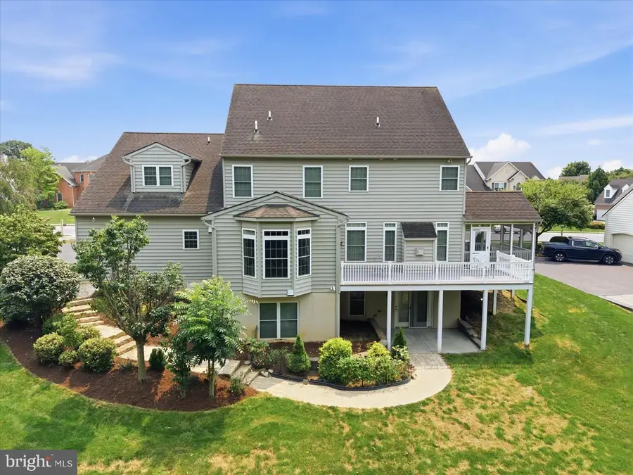 379 Ecker Dr, Lititz, PA 17543 - #2