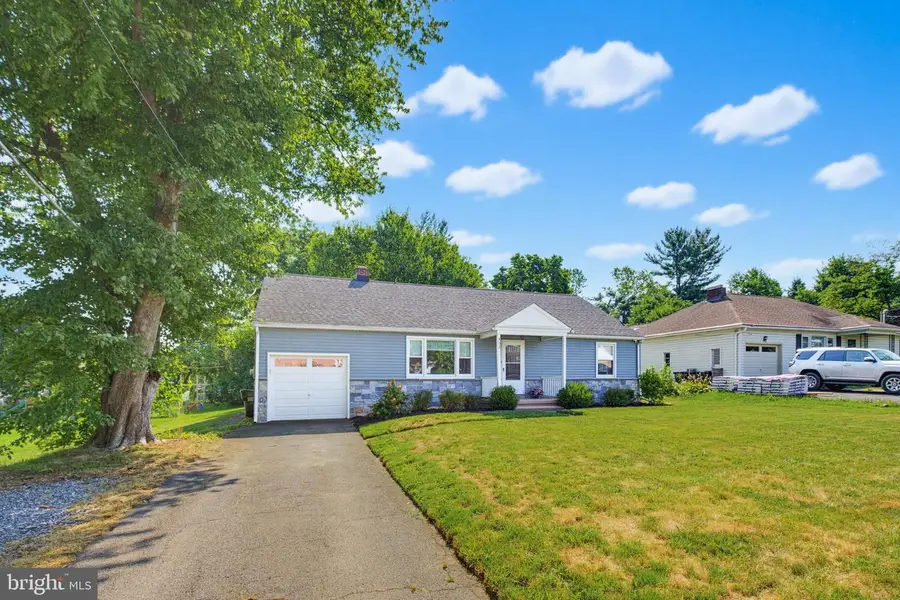 433 E Roseville Rd, Lancaster, PA 17601 - #3