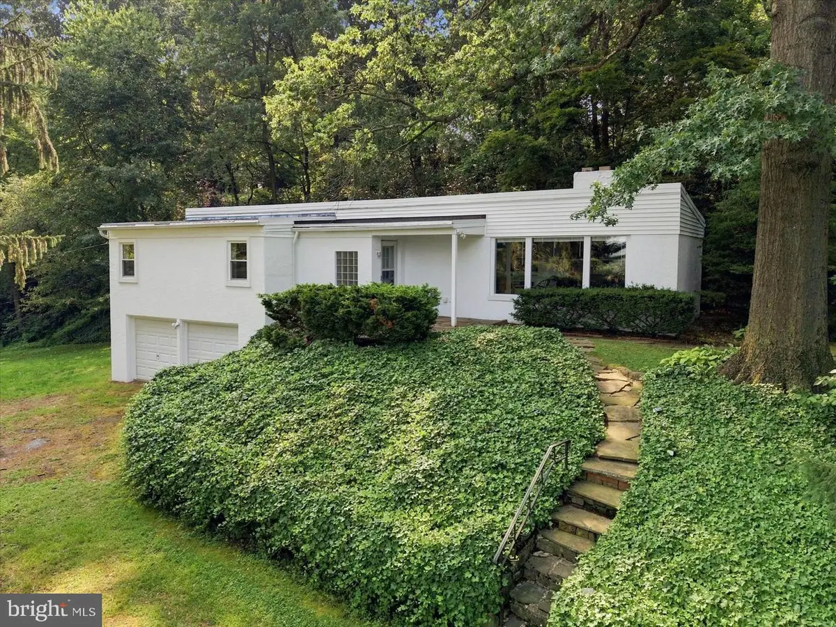 35 Orchard Rd, Lancaster, PA 17601 - #1