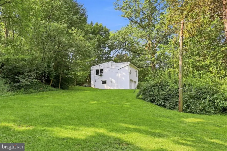 35 Orchard Rd, Lancaster, PA 17601 - #3