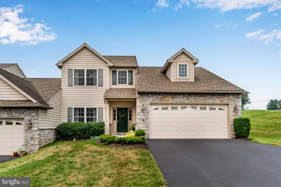 2 Stonecrest Trl, Elizabethtown, PA 17022 - #2