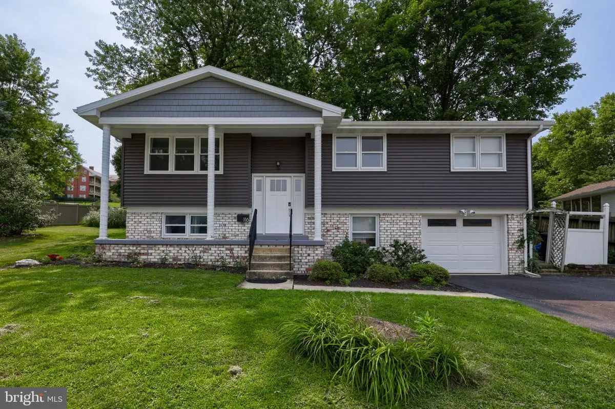 116 Oxford Dr, Lititz, PA 17543 - #1