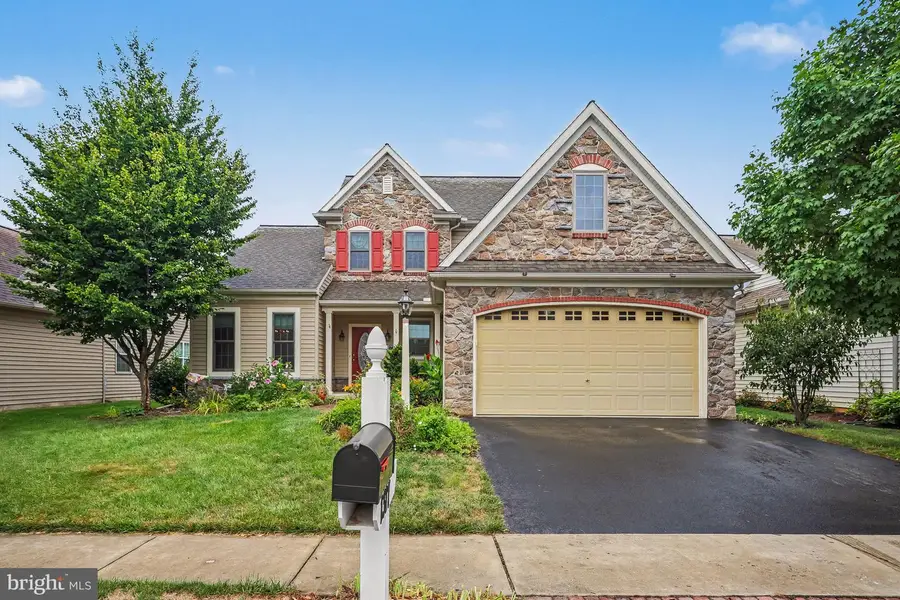 1317 Willow Creek Dr, Mount Joy, PA 17552 - #2