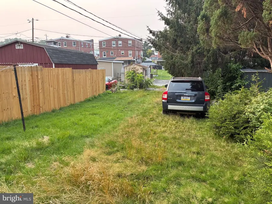 1111 Jamaica Rd, Lancaster, PA 17602 - #2
