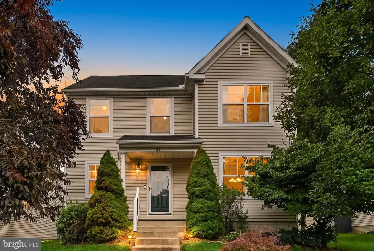 21 Honeysuckle Dr, Marietta, PA 17547 - #1
