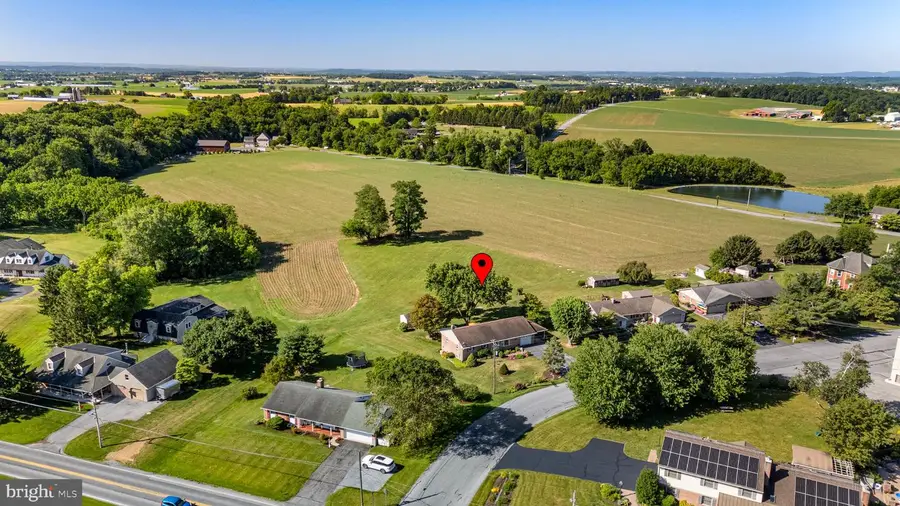 723 Penn Ave, Lititz, PA 17543 - #2