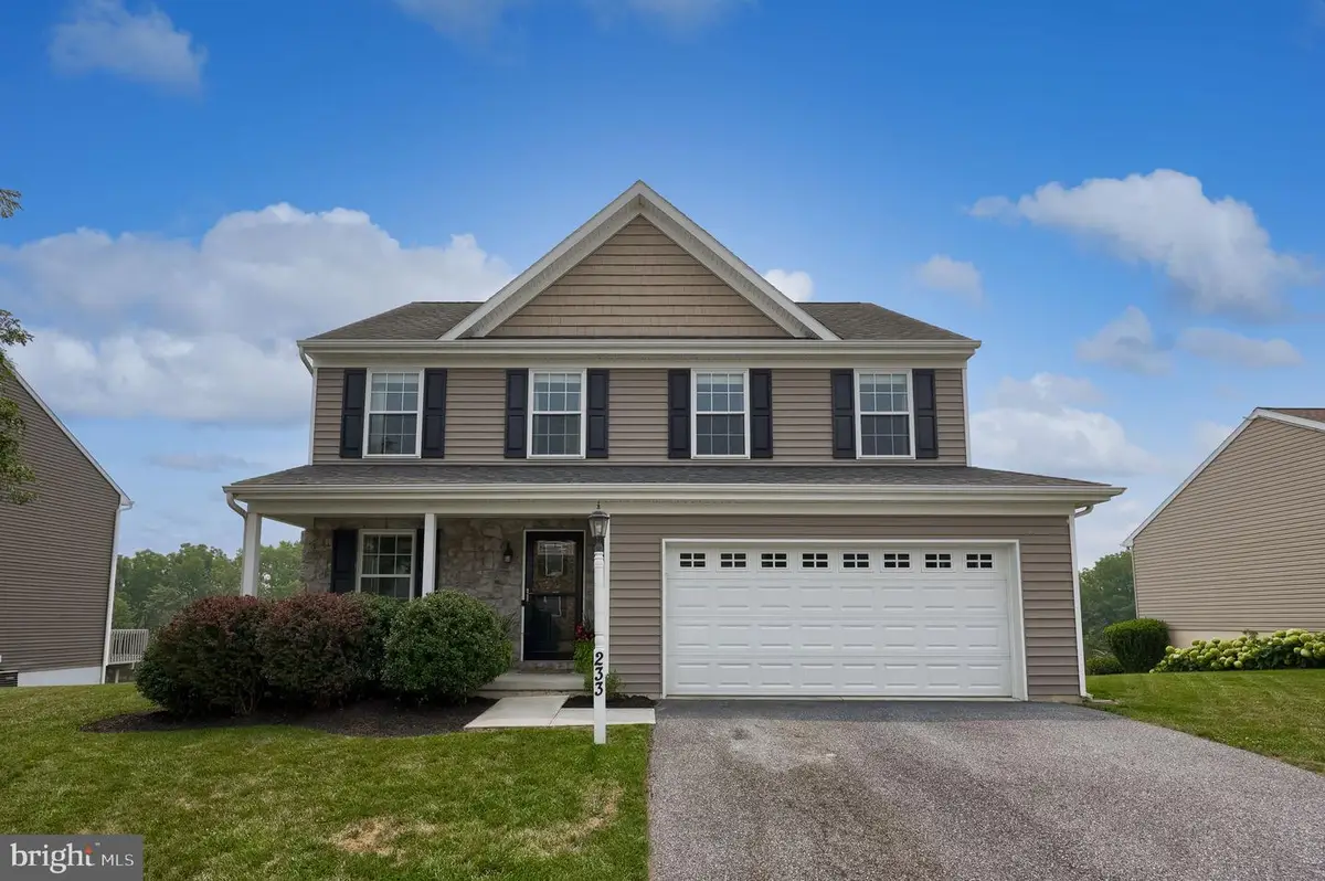233 Loghes Dr, Manheim, PA 17545 - #1