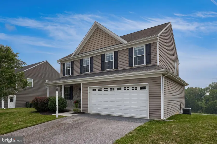 233 Loghes Dr, Manheim, PA 17545 - #3