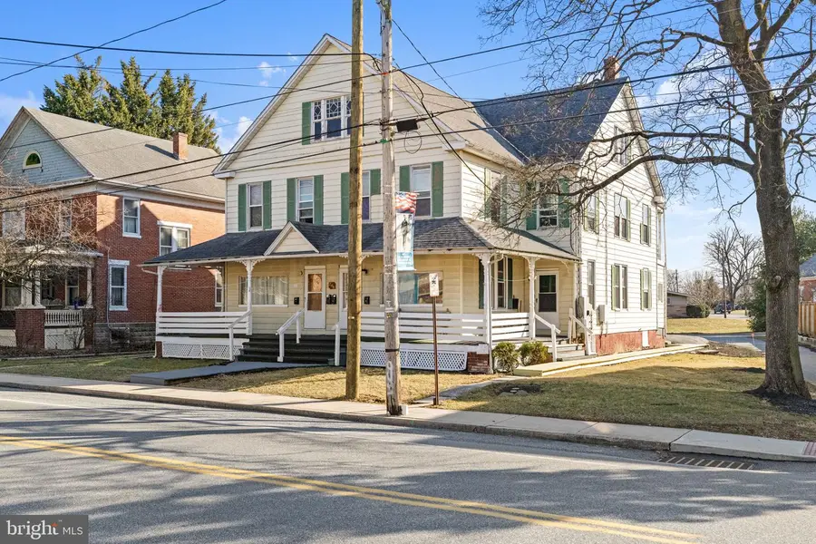 286 E Main St, Landisville, PA 17538 - #3