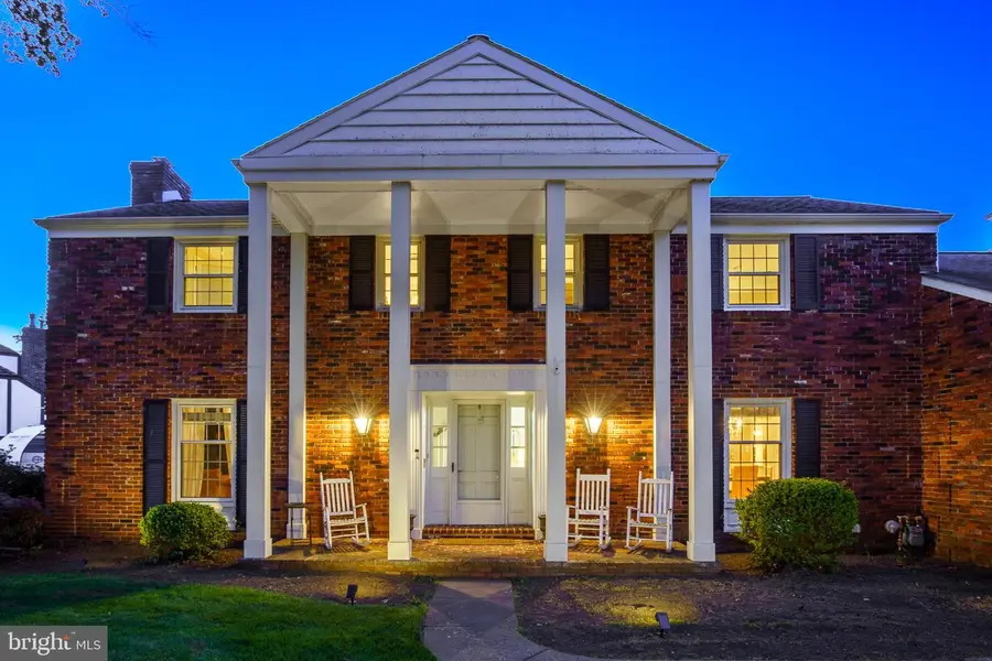1349 Country Club Dr, Lancaster, PA 17601 - #2