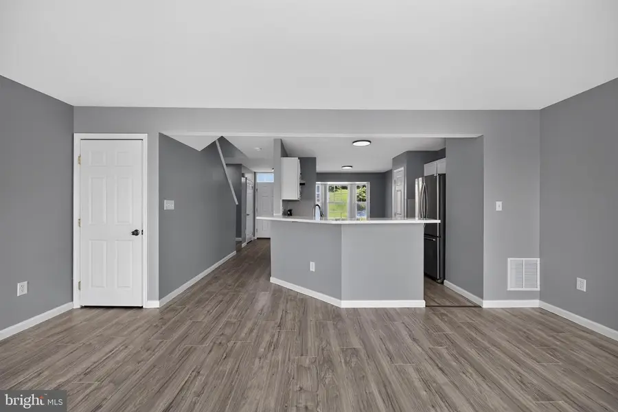 145 Knollwood Rd, Millersville, PA 17551 - #3