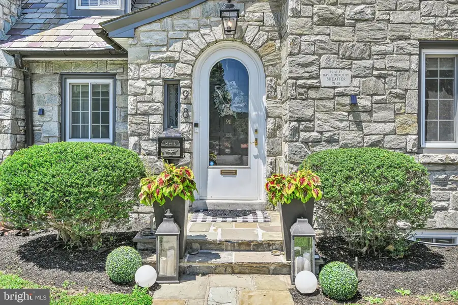 98 Highland Ave, Ephrata, PA 17522 - #3