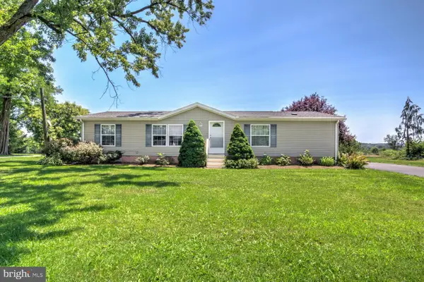 1207 Mount Gretna Rd, ELIZABETHTOWN, PA 17022