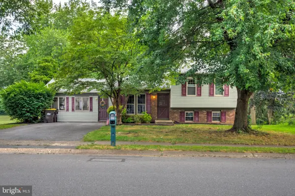 156 Warren Way, LANCASTER, PA 17601