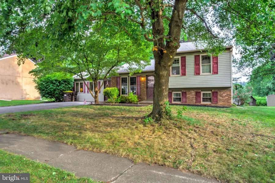 156 Warren Way, Lancaster, PA 17601 - #2